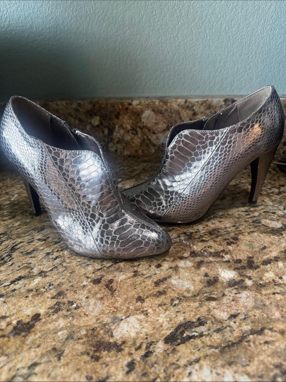 Sam Alderman metallic silver Women's High Heel Ankle Boots size 6, medium
